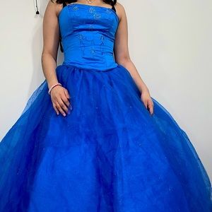Blue prom dress #prom